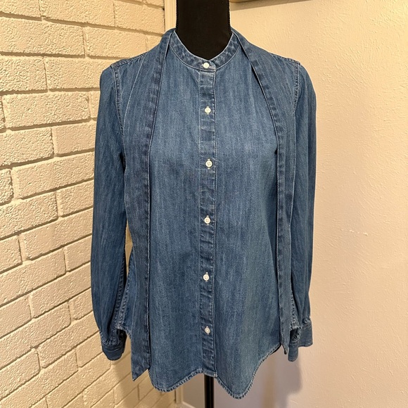 Express Relaxed Denim Tie Neck Portofino Shirt - Picture 8 of 10